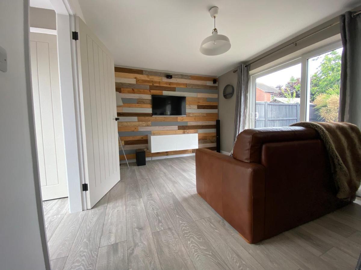 Comfortable Modern 1Bed House 5 Mins From Centre ลินคอล์น ภายนอก รูปภาพ